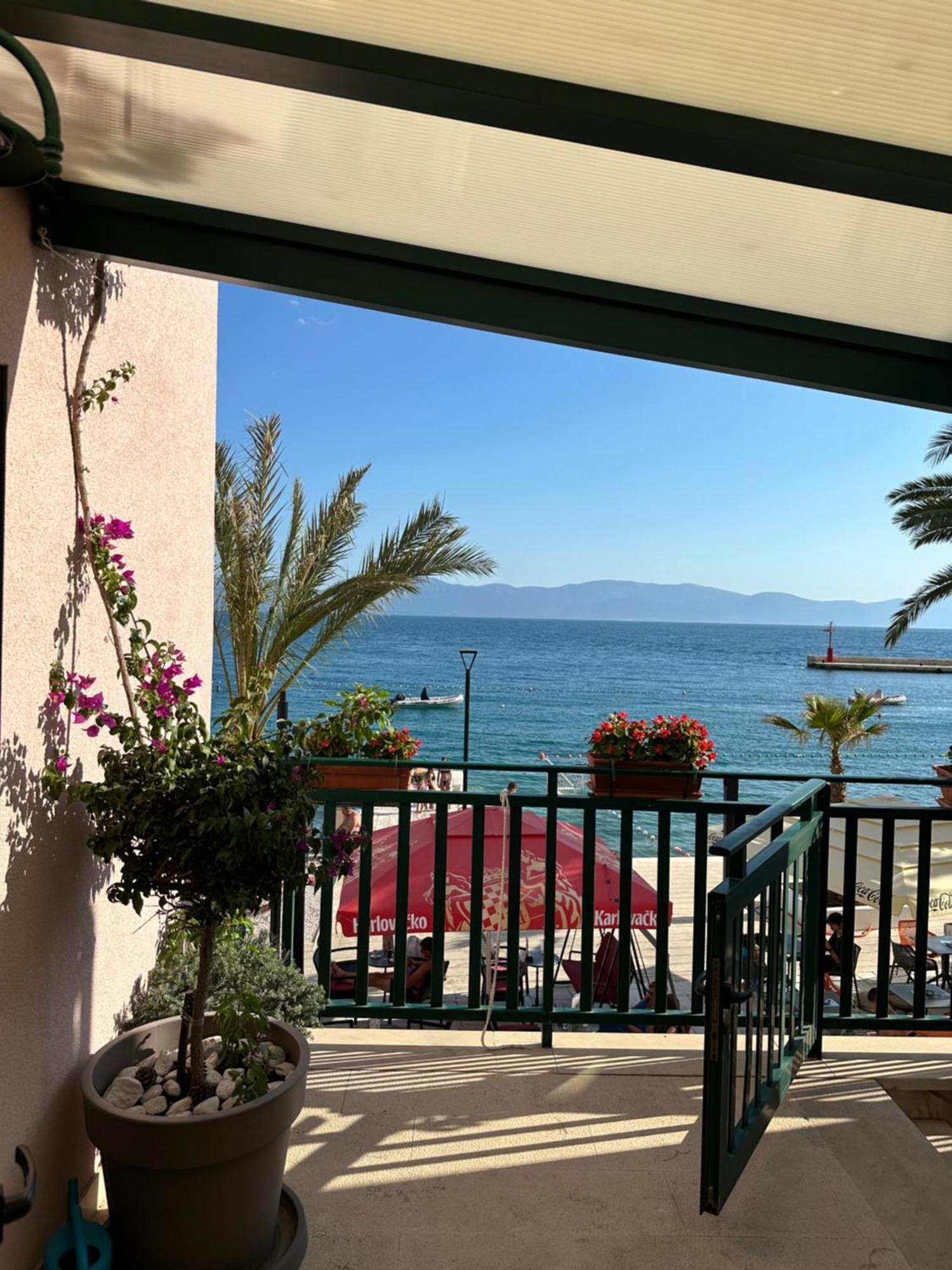 Apartman Iris Gradac  Exteriör bild